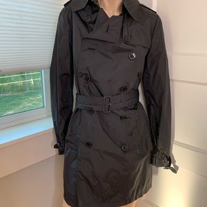burberry short raincoat